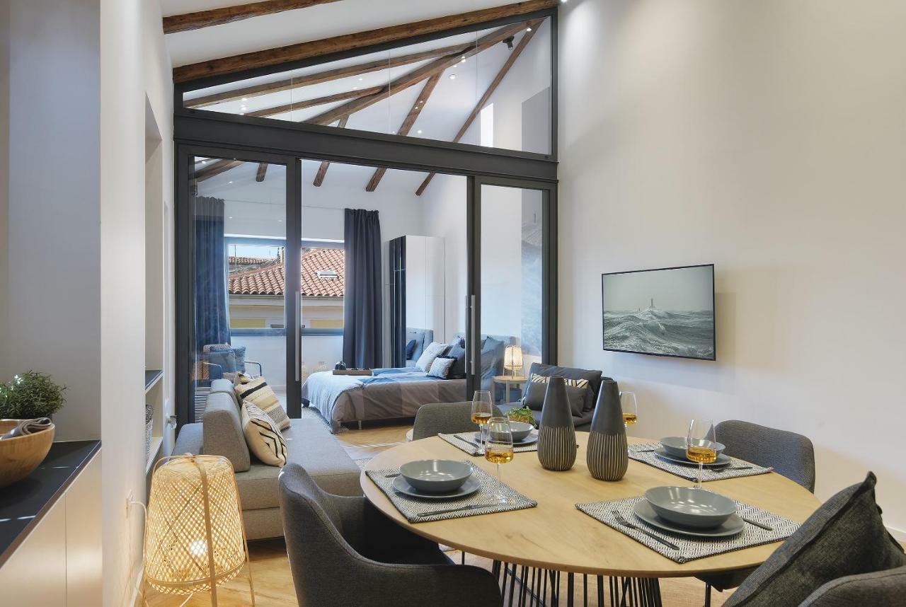 Luxury Apartment Jana With Private Parking プーラ エクステリア 写真